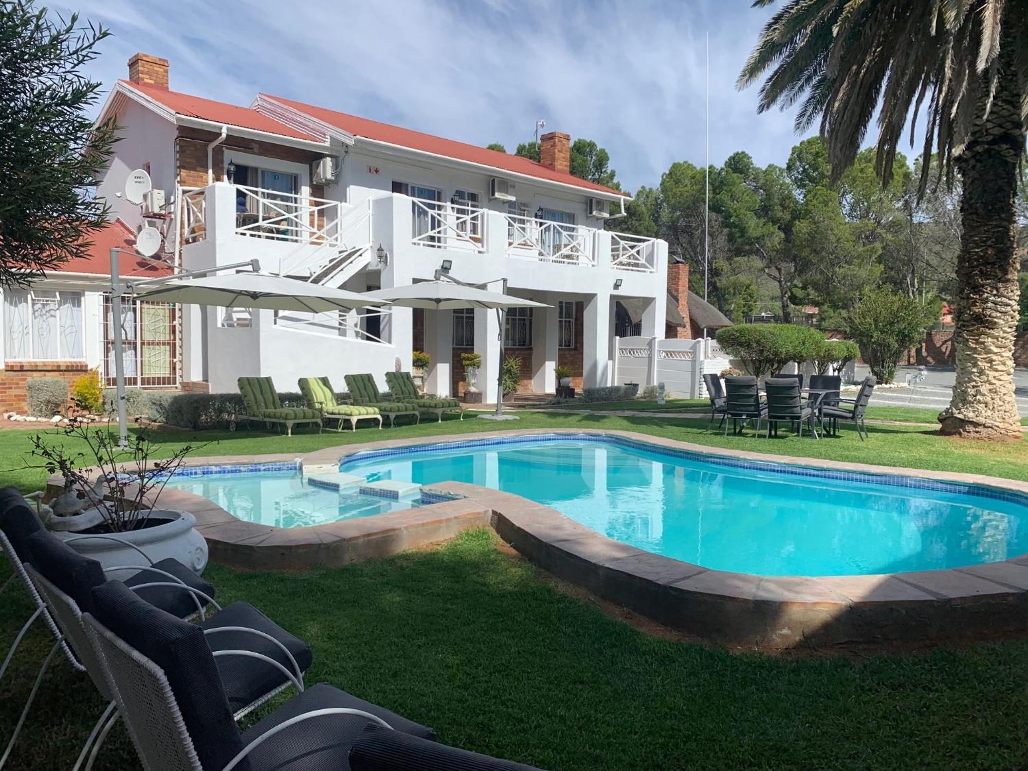 Victoria Oaks Guesthouse Victoria West Exteriör bild